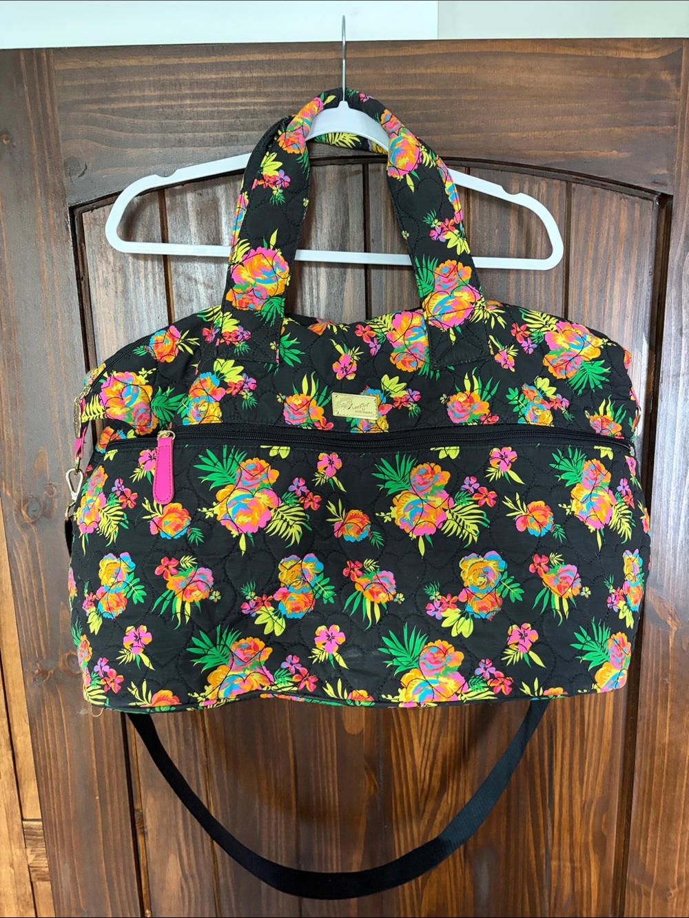 Adorable Betsy Johnson XL Quilted Travel Tote Bag in Black with Flower Print